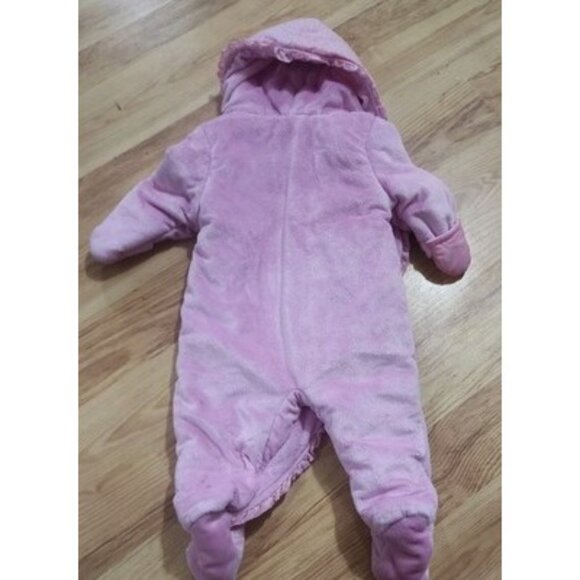 Baby Girl Hello Kitty SnowSuit Size 6-9 Months, pink soft insulated zip & hood - Picture 13 of 15